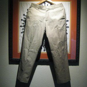 Gap Khakis Tailored Relaxed Fit